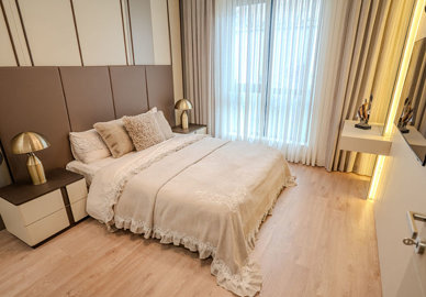 Interior 7