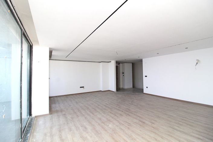 Image No.17-3 Bed Apartment for sale