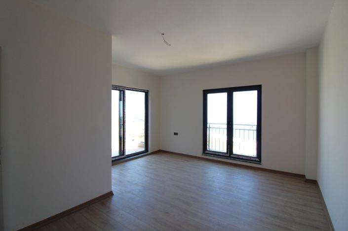 Image No.27-3 Bed Apartment for sale