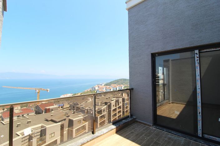 Image No.40-3 Bed Apartment for sale