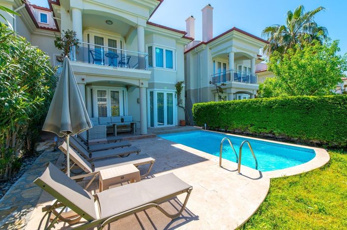 Image No.2-5 Bed House/Villa for sale