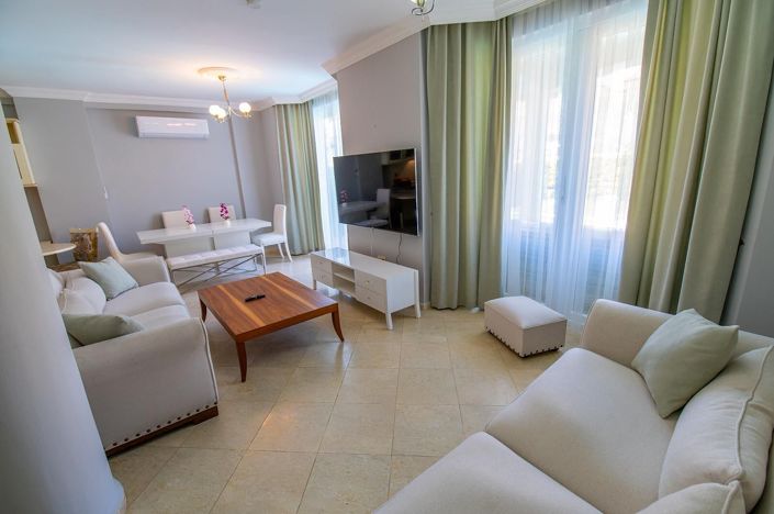 Image No.7-5 Bed House/Villa for sale