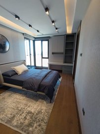 Interior 7