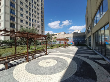 Exterior 6