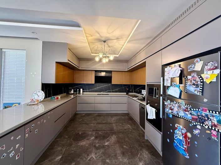 Image No.16-7 Bed House/Villa for sale