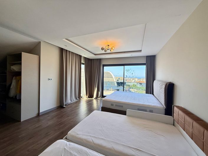 Image No.27-7 Bed House/Villa for sale