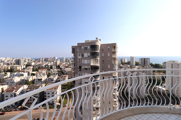 Image No.26-2 Bed Apartment for sale