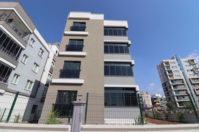 Exterior 4