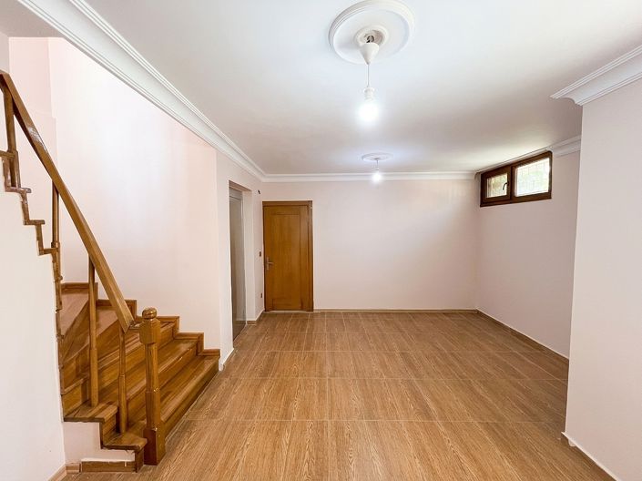 Image No.35-6 Bed House/Villa for sale