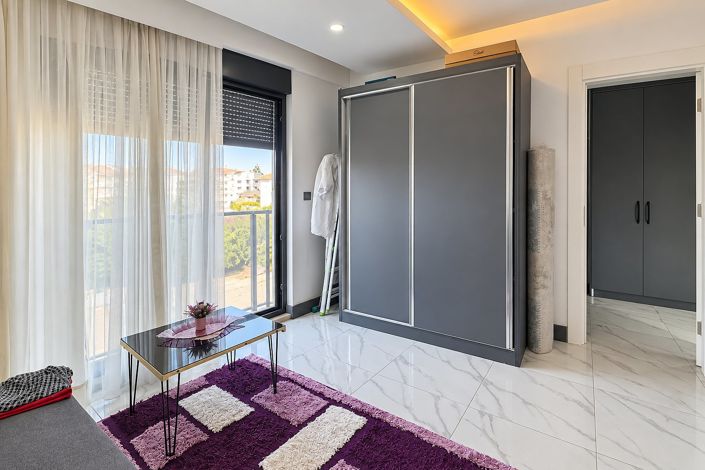 Image No.18-2 Bed Apartment for sale