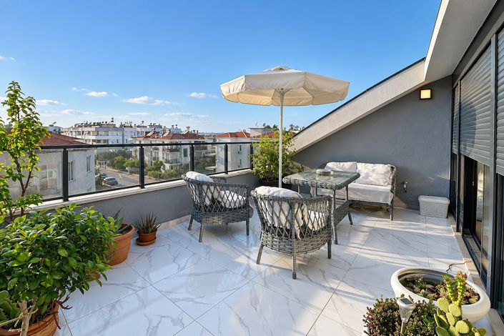 Image No.20-3 Bed Apartment for sale