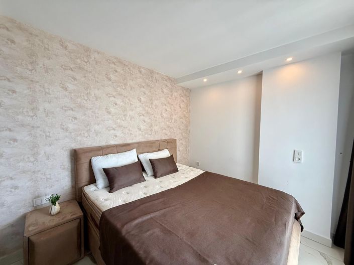 Image No.24-1 Bed Apartment for sale
