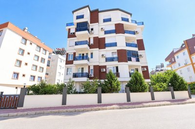 Exterior 3