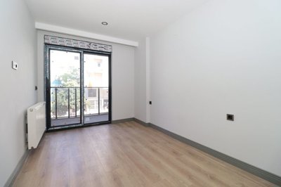 Interior 4