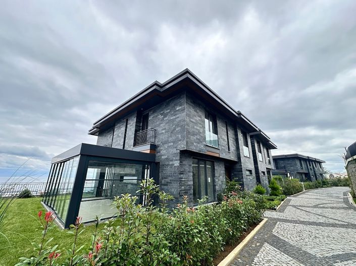 Image No.8-5 Bed House/Villa for sale