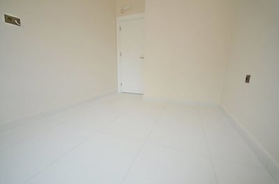 Interior 5