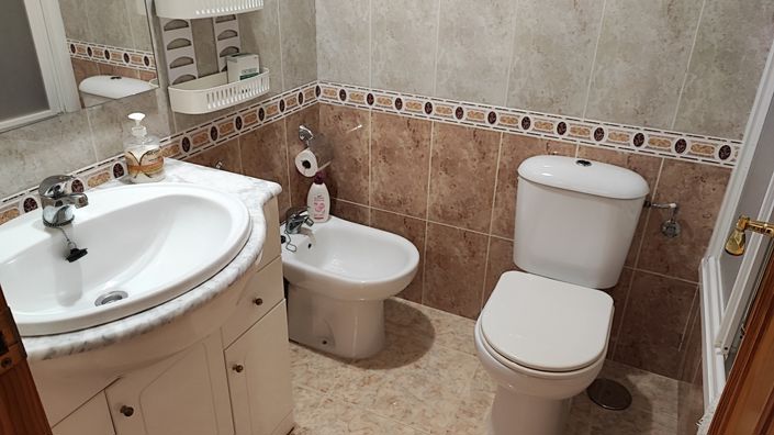 Image No.15-2 Bed Apartment for sale