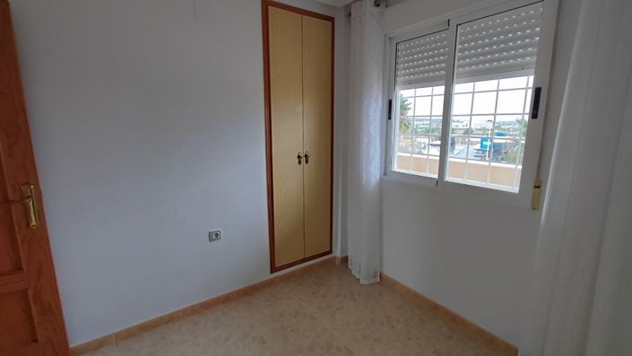 Image No.17-2 Bed Apartment for sale