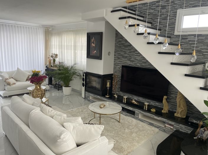 Image No.4-4 Bed Villa for sale