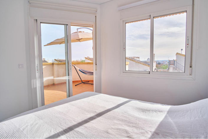 Image No.2-3 Bed Villa for sale