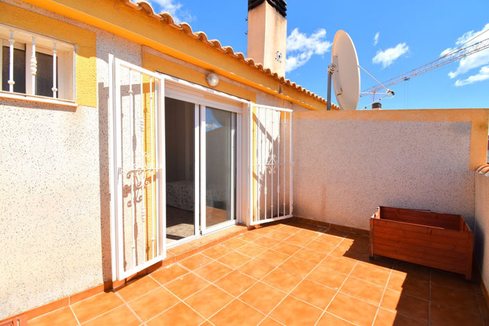 Image No.4-3 Bed Townhouse for sale