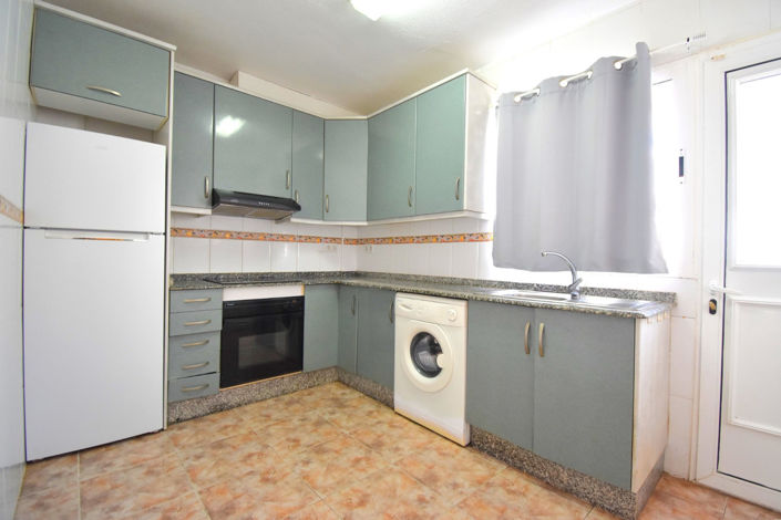 Image No.6-3 Bed Townhouse for sale