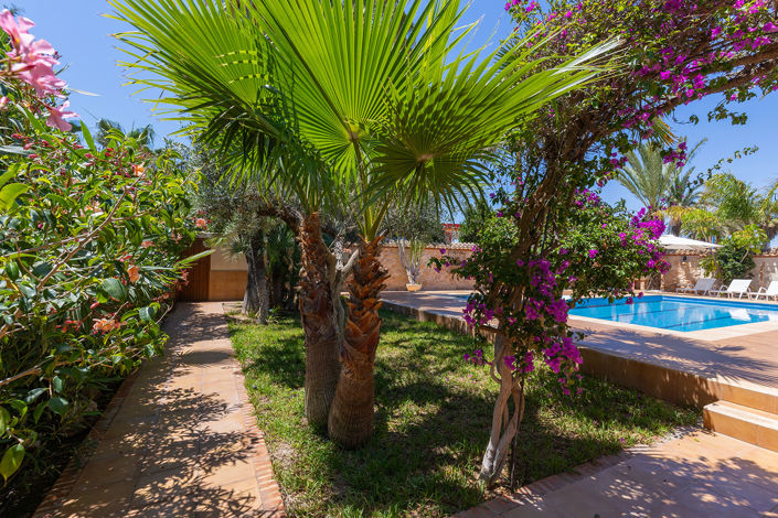 Image No.25-4 Bed Villa for sale