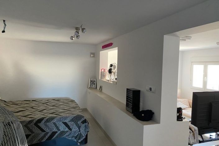 Image No.18-6 Bed Villa for sale