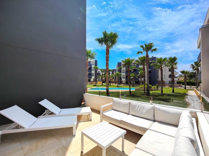 Image No.8-2 Bed Apartment for sale