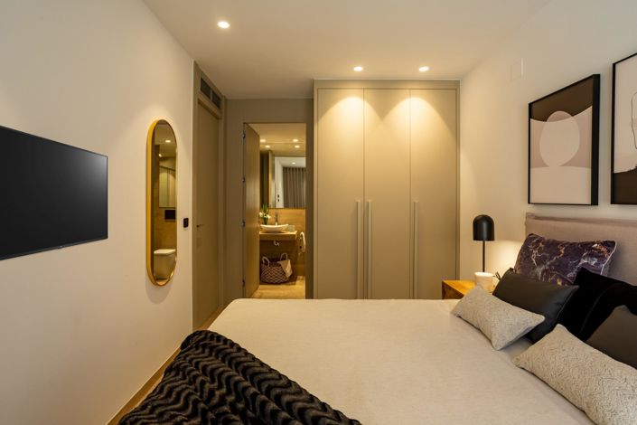 Image No.12-2 Bed Apartment for sale