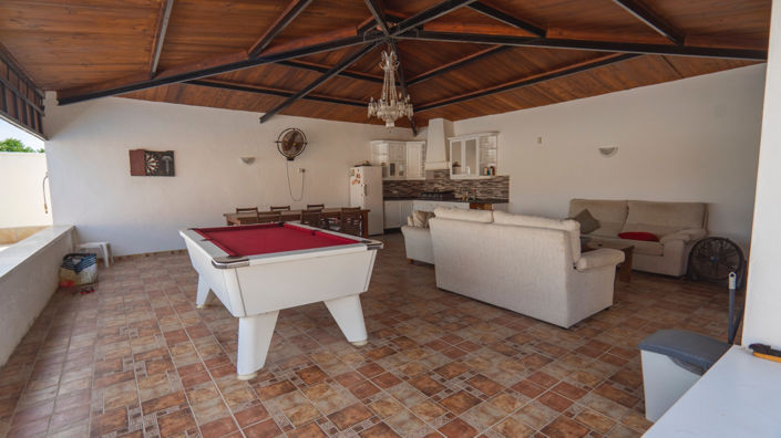 Image No.6-6 Bed Country House for sale