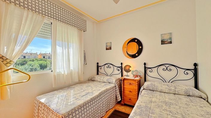 Image No.16-2 Bed Apartment for sale