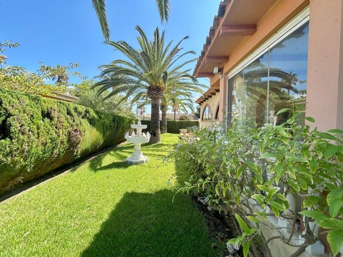 Image No.12-3 Bed Villa for sale