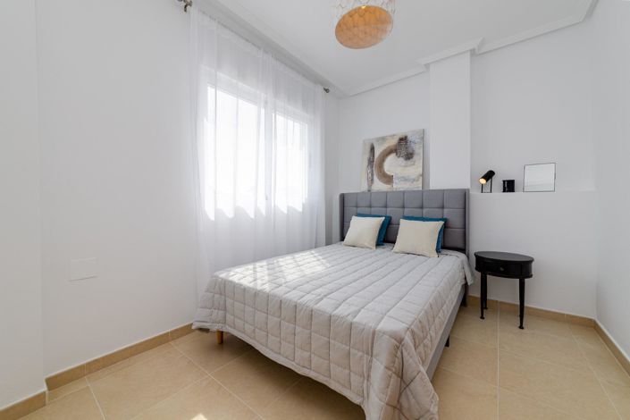 Image No.24-2 Bed Villa for sale