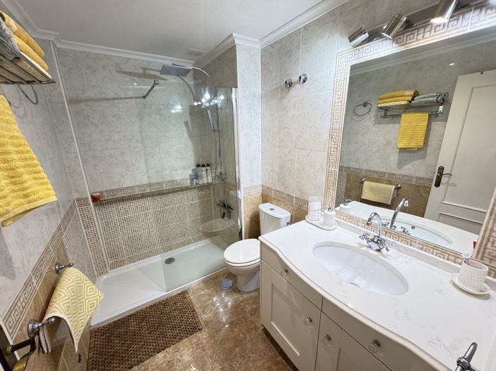 Image No.13-2 Bed Apartment for sale
