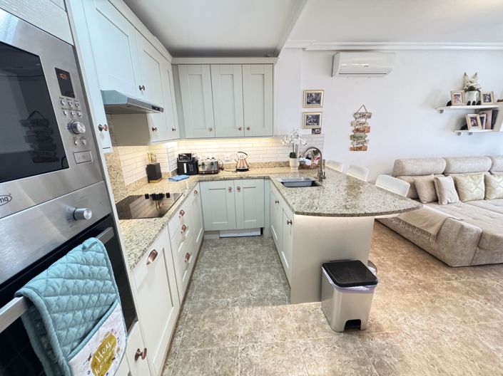 Image No.8-2 Bed Apartment for sale