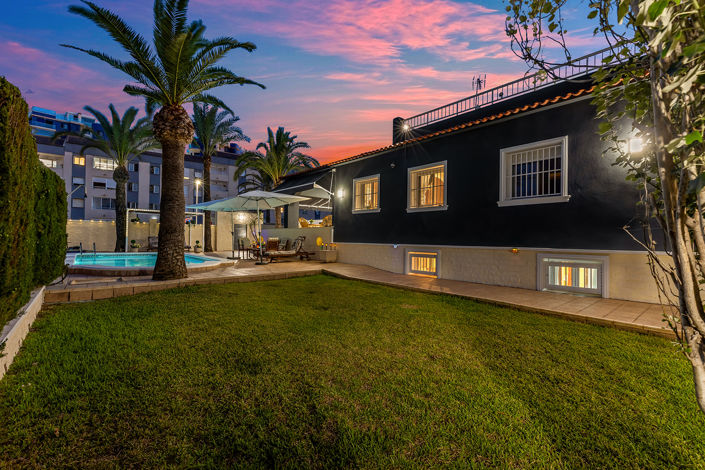 Image No.34-4 Bed Villa for sale