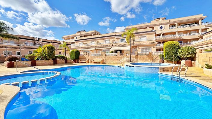 Image No.38-3 Bed Townhouse for sale