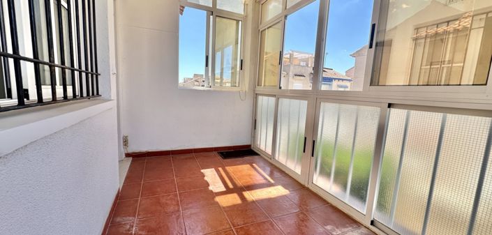 Image No.3-Appartement de 2 chambres à vendre à Playa Flamenca