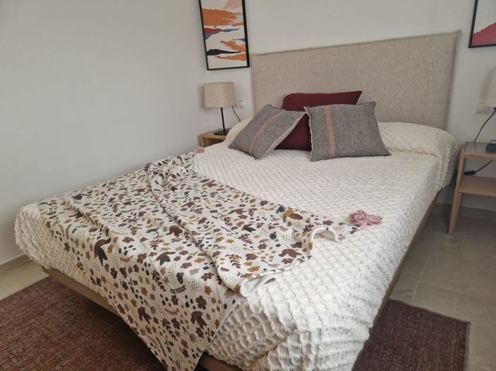 Image No.15-3 Bed Apartment for sale