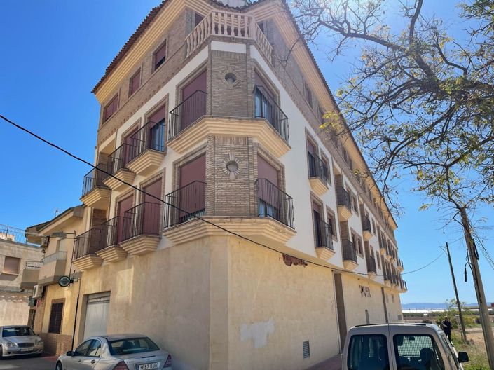 Image No.17-3 Bed Apartment for sale