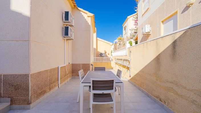 Image No.43-2 Bed Villa for sale