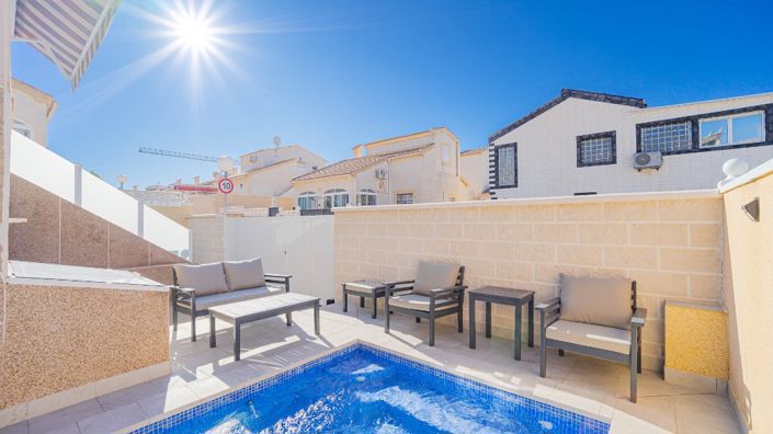 Image No.46-2 Bed Villa for sale