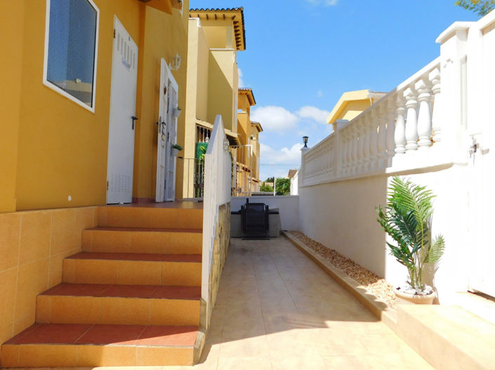 Image No.11-3 Bed Villa for sale