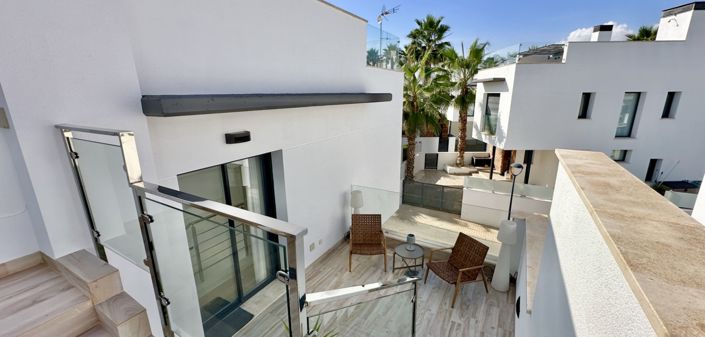 Image No.37-3 Bed Villa for sale