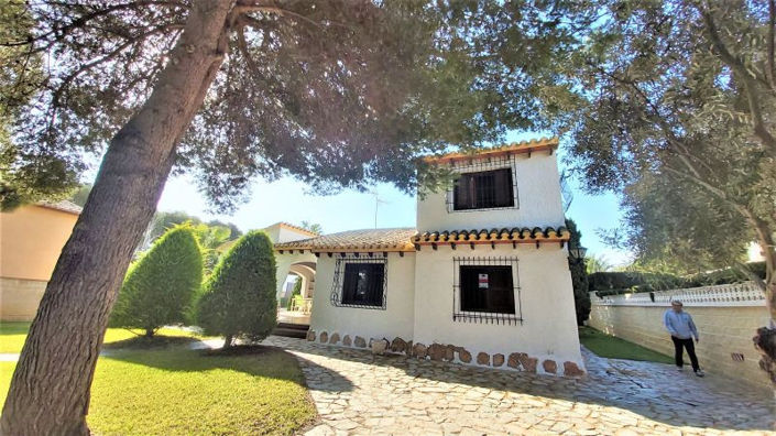 Image No.5-4 Bed Villa for sale