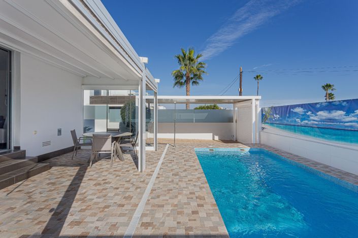 Image No.2-Villa de 3 chambres à vendre à Cabo Roig