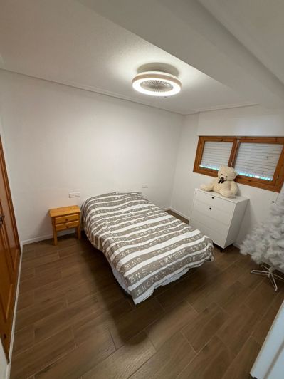 Image No.11-Appartement de 2 chambres à vendre