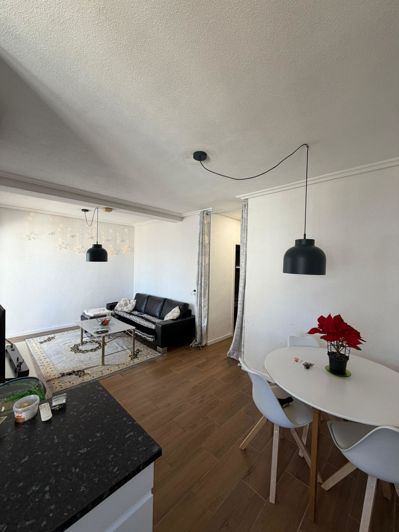 Image No.7-Appartement de 2 chambres à vendre