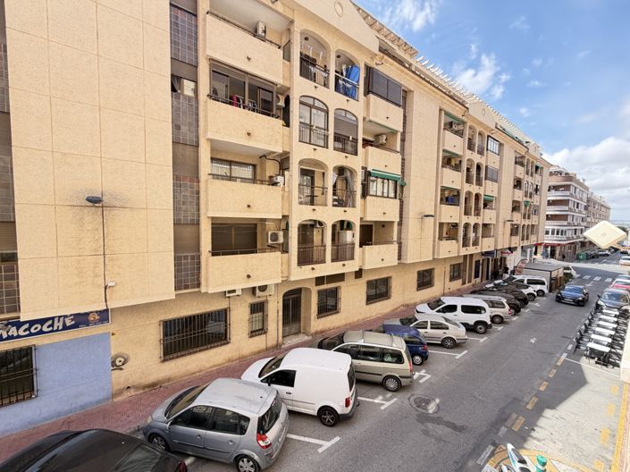Image No.10-2 Bed Apartment for sale